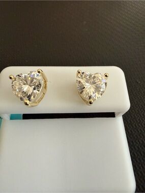 NWT Heart-Cut Solitaire 4 CTW Moissanite Stud Earrings